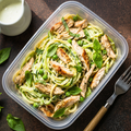 Zucchini spaghetti with creamy chicken 500 G